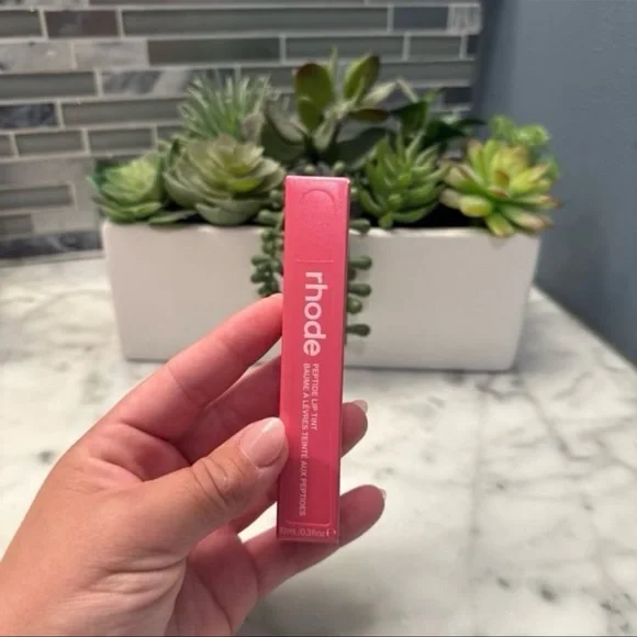 Rhode Peptide Lip Treatment